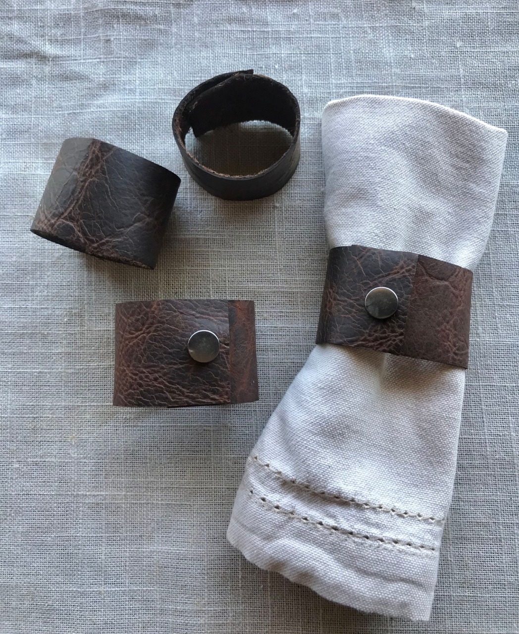 Kensington napkin rings, leather - Newport